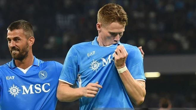 Conte đánh giá cao khả năng ghi bàn của McTominay