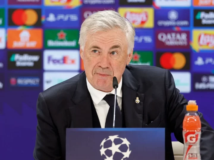 Carlo Ancelotti tỏ ra tự tin trước trận đấu với Barcelona