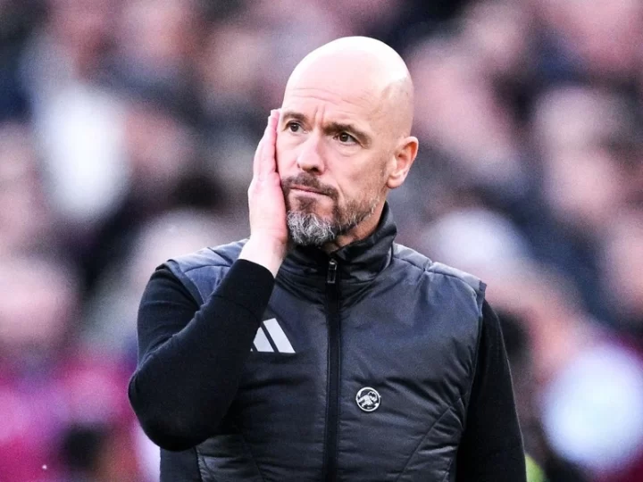 Ten Hag hãy tự trách chính mình