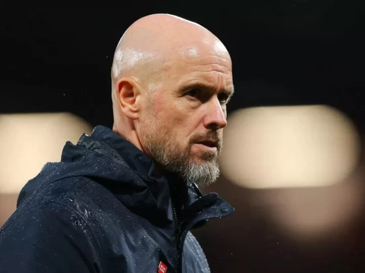 Erik ten Hag tại Manchester United đang bị đặt ở mép vực thẳm