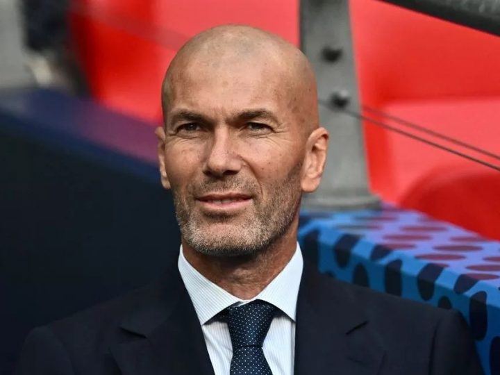 Zidane là ứng viên thay Ten Hag