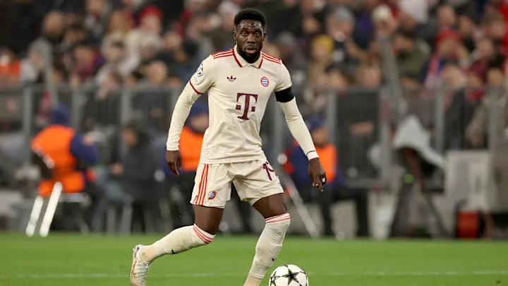 Bayern Munich sắp mất kiên nhẫn với Alphonso Davies