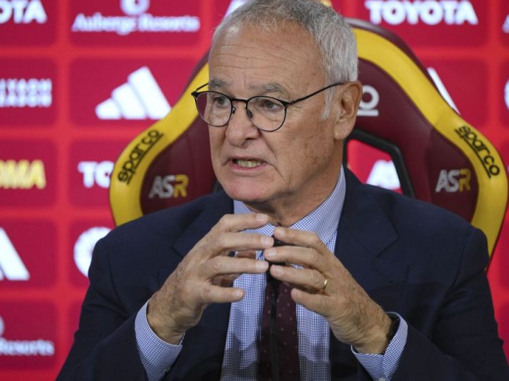 Cựu tiền đạo AS Roma chỉ trích quyết định bổ nhiệm Ranieri