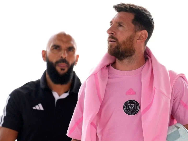Messi bất mãn khi vệ sĩ bị cấm đến sân